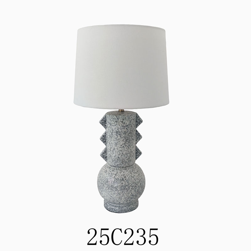 25C235